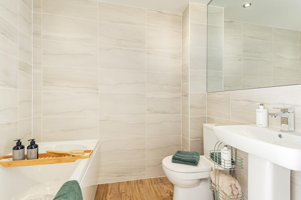 Holly View Alderney bathroom 4 bedroom home