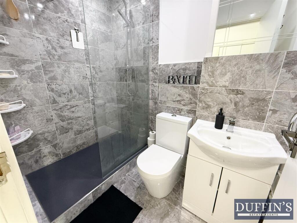 Ensuite Bathroom