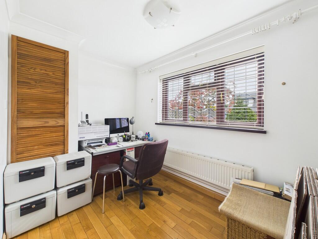 CAM05068G0-PR0051...