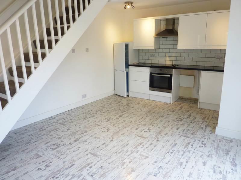 Kitchen x 2.jpg