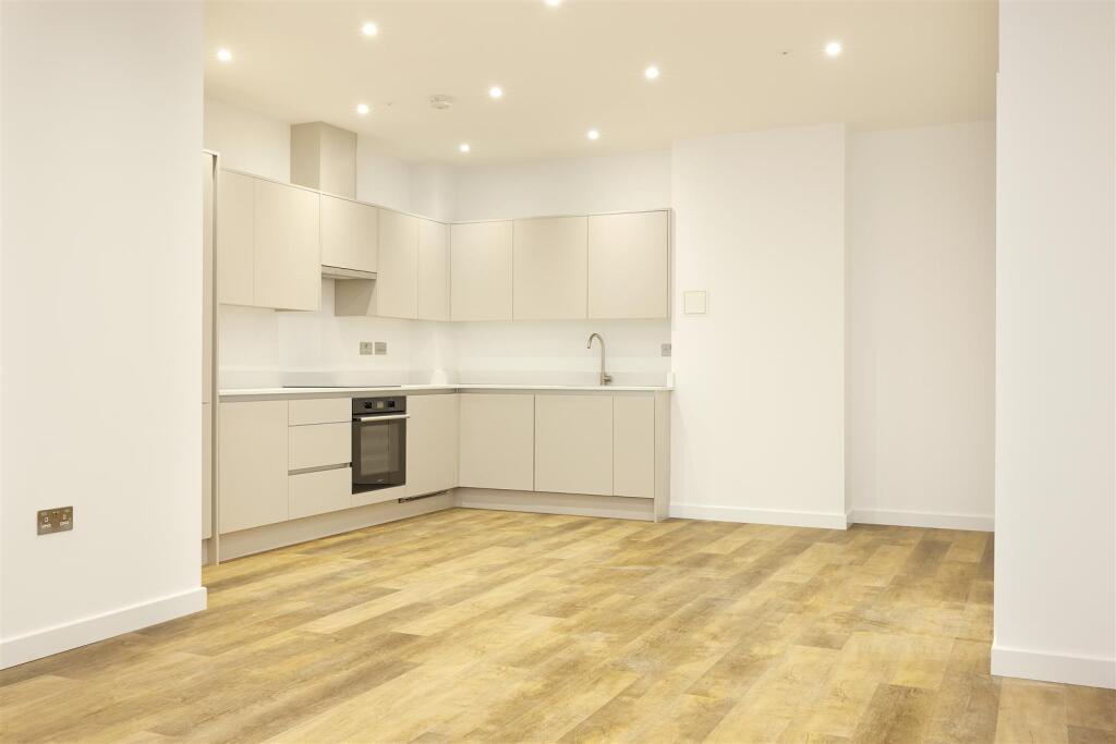 No.15-GreenYard-Jan25-9769.jpg