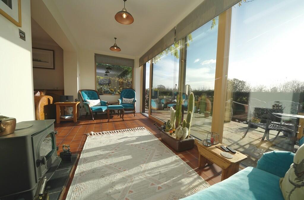 Family room/Livin...