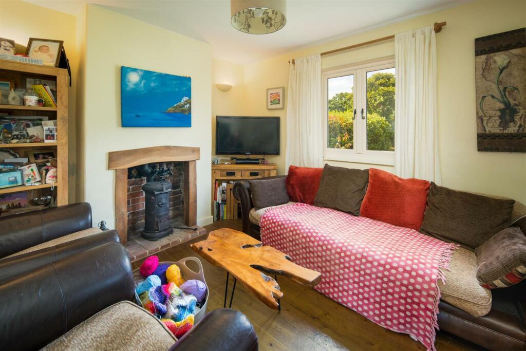 Sitting Room.jpeg