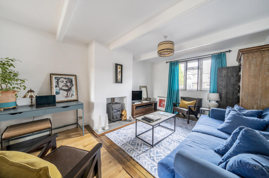 1318027-18-687ff3...