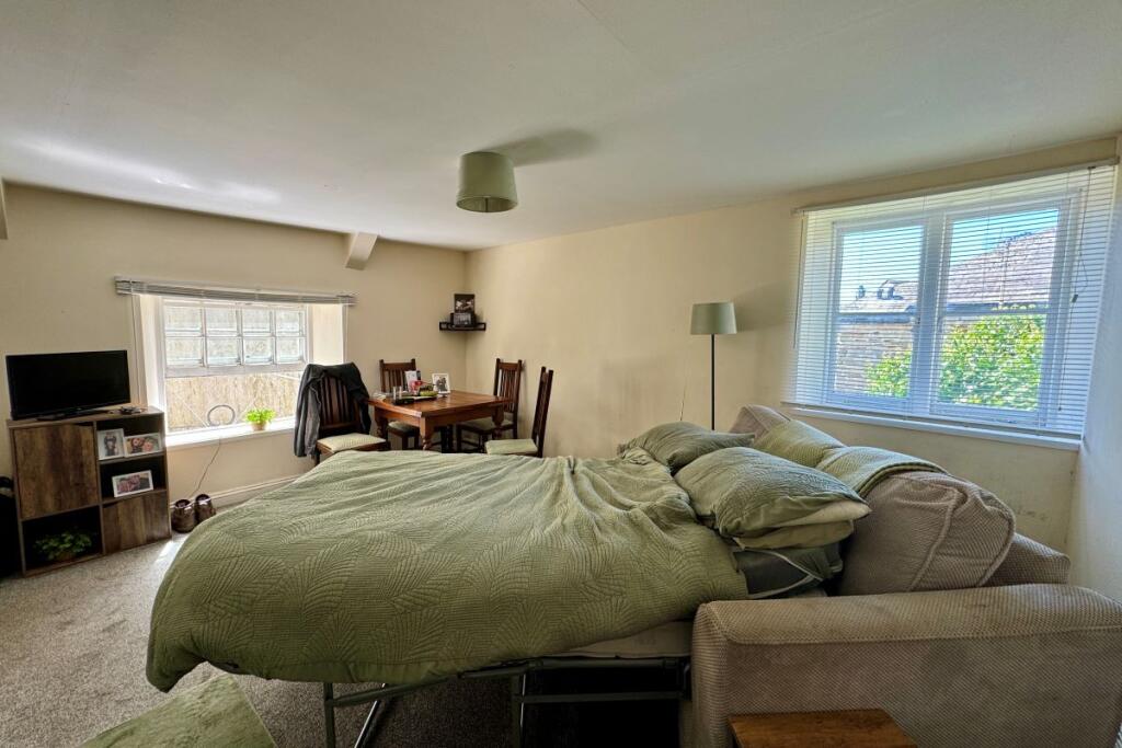 Flat 1
