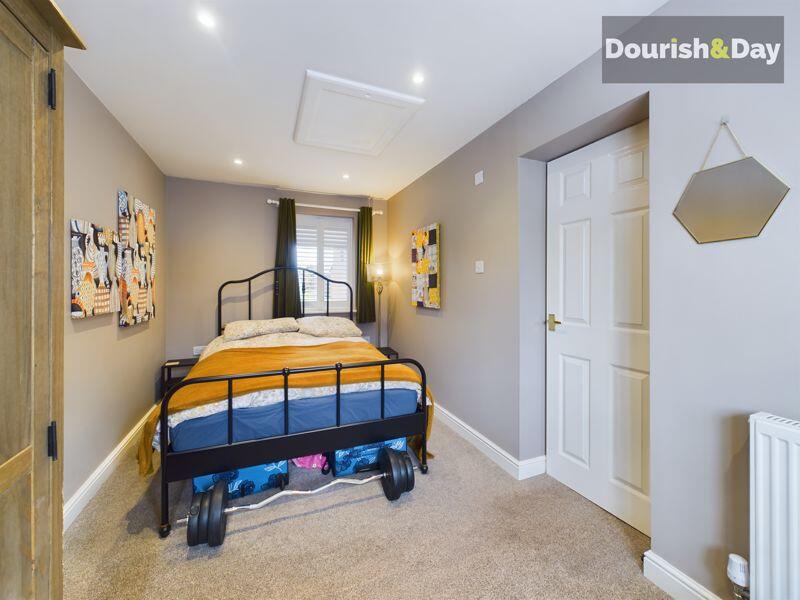 Sitting Room / Bedroom 