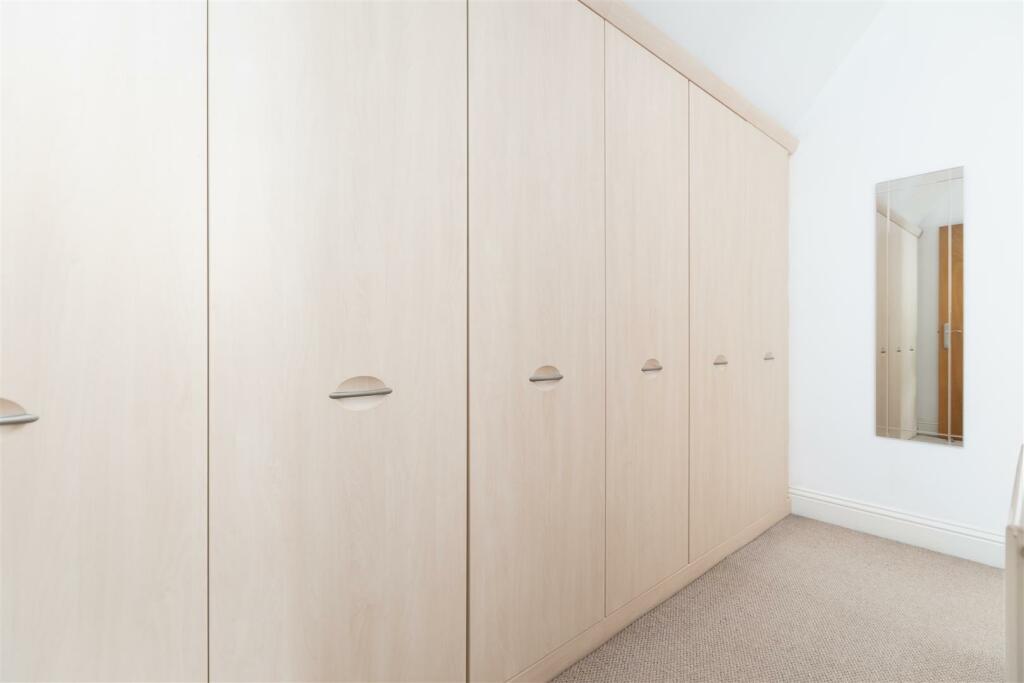 Bed 2 Dressing Area