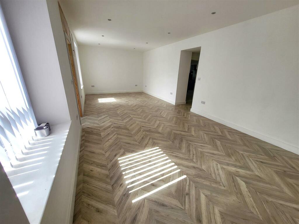 living room 2.jpg