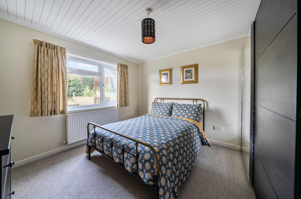 1389328-15-694152...