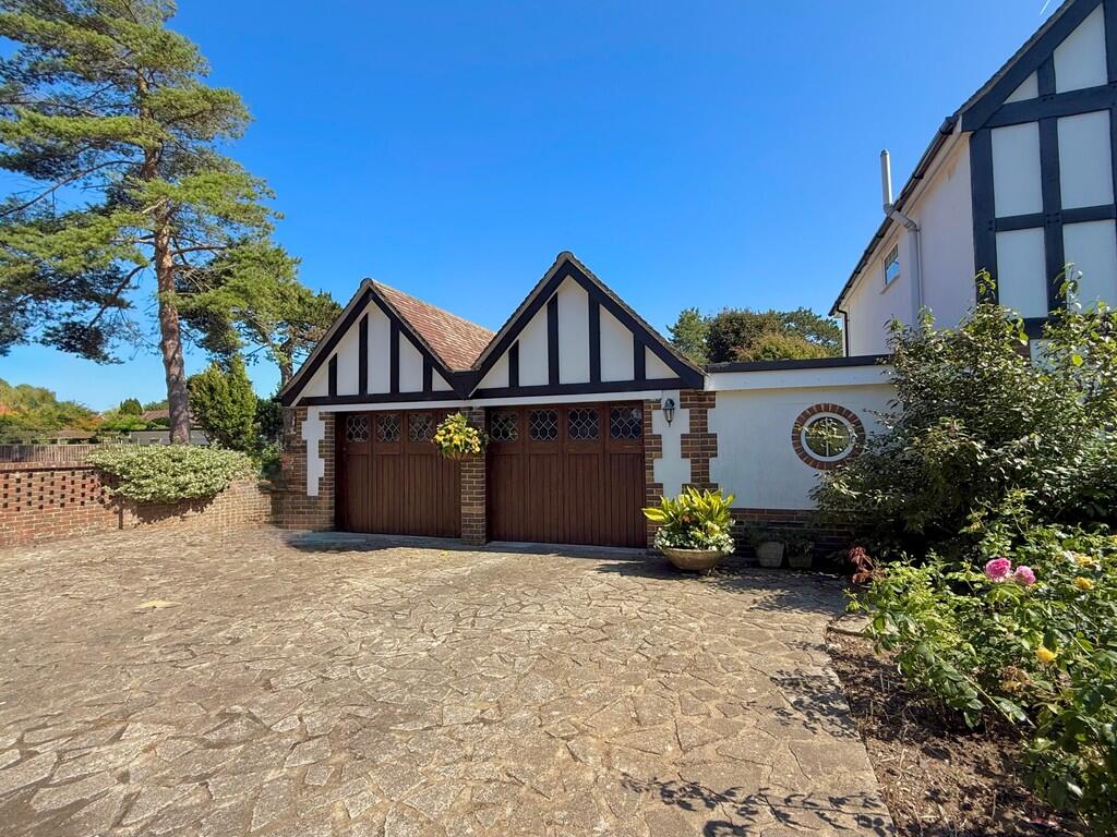 14 Preston Avenue...