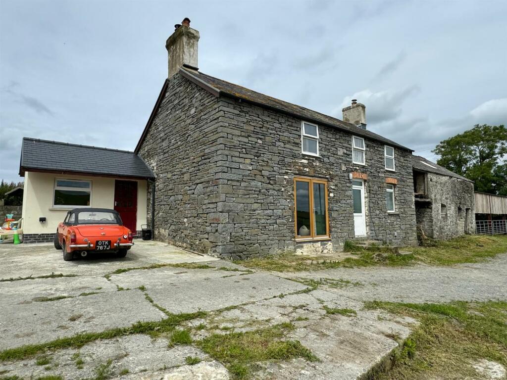 FARMHOUSE