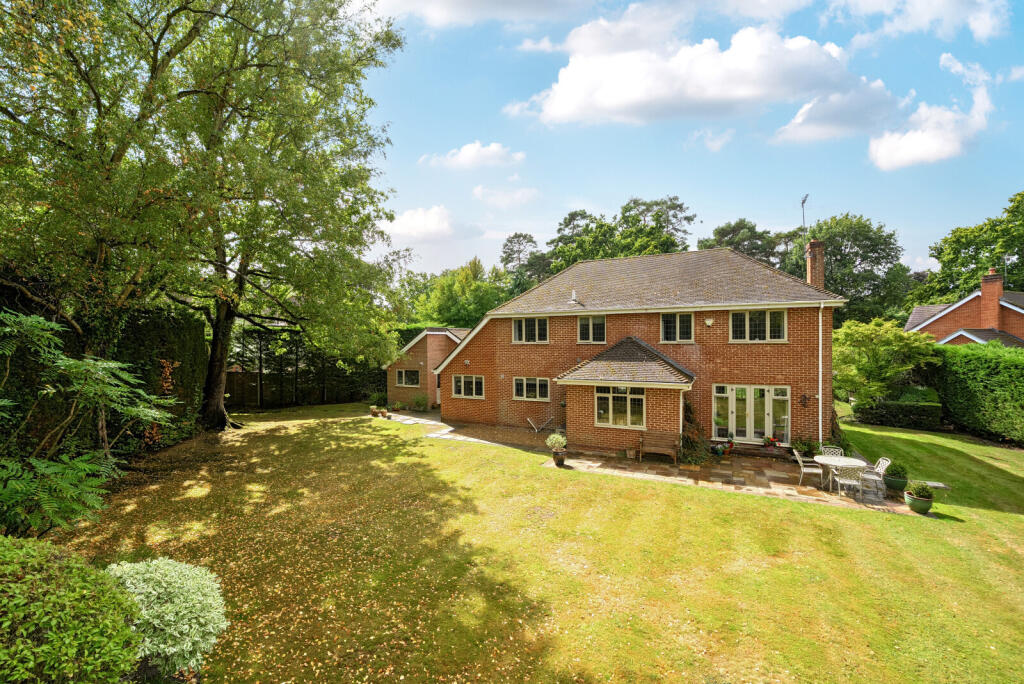 1347001-1-68b842b...