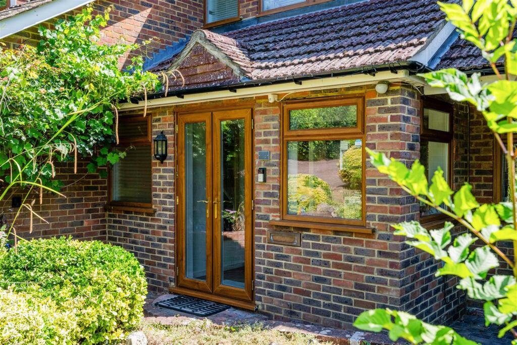 COURT HILL,(25 FROM 40)-40.jpg