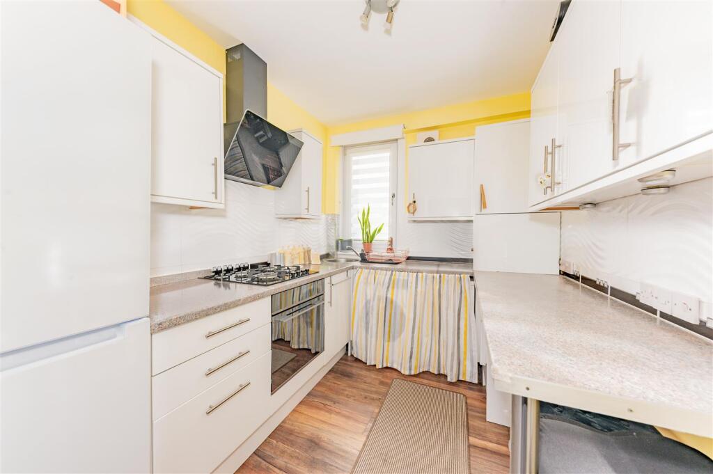 36 Woodside terrrace Dundee-6.JPG