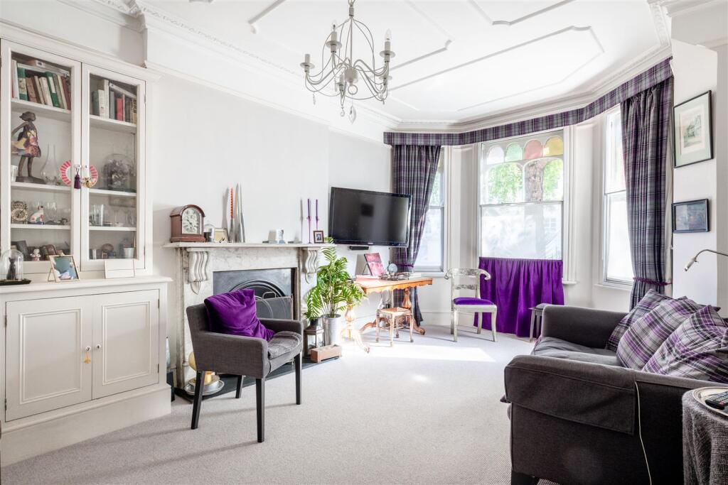 Airedale Avenue-13.jpg