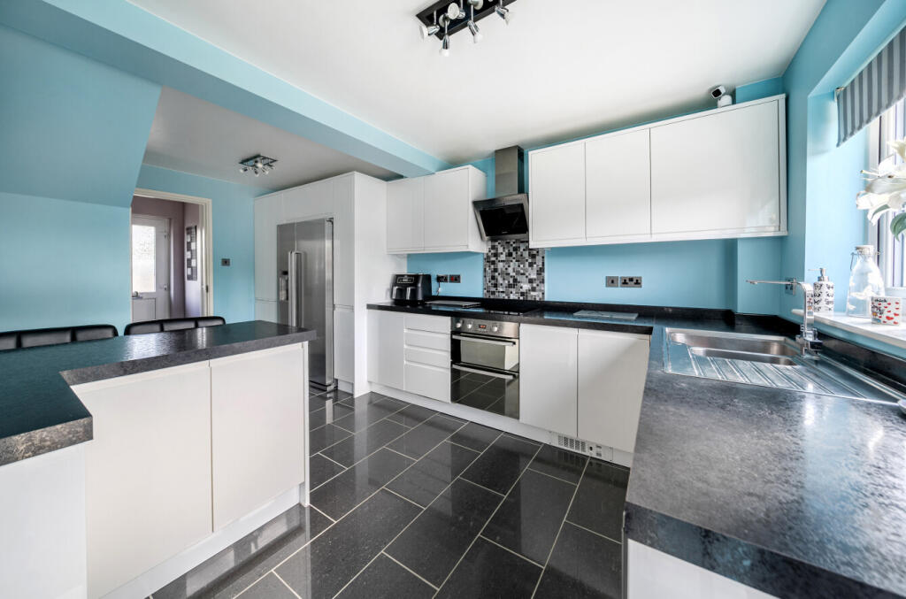 20-681c7b0580349-...