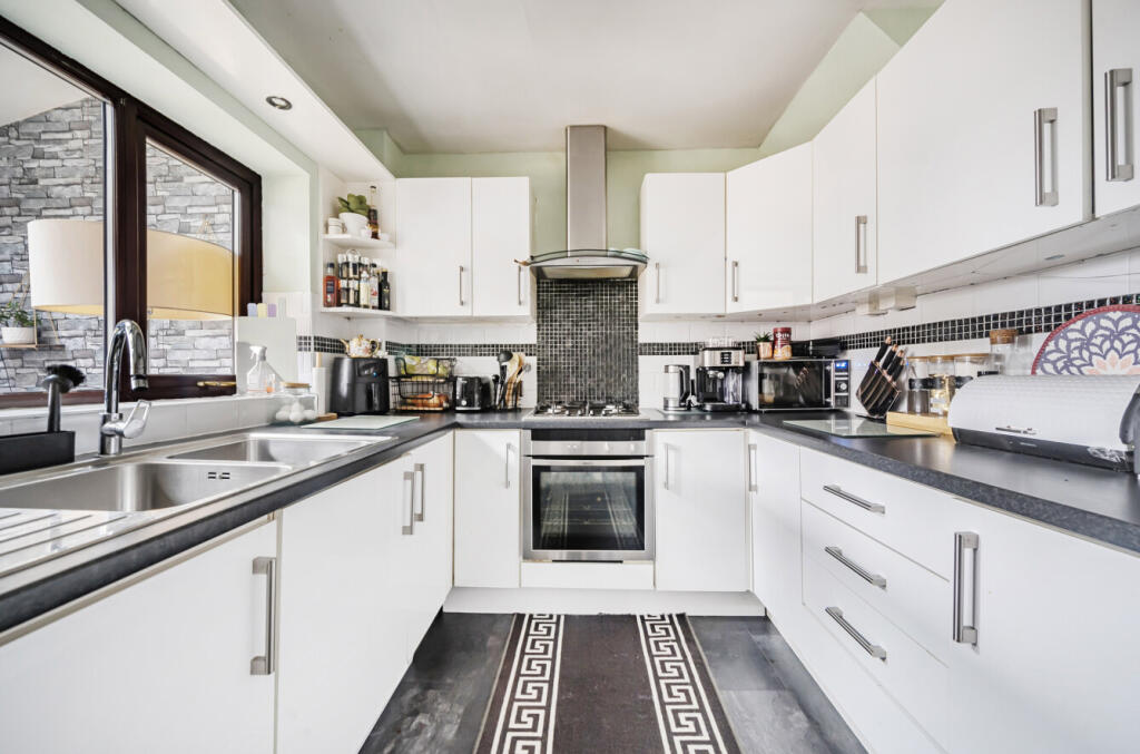 1325001-8-6876818...