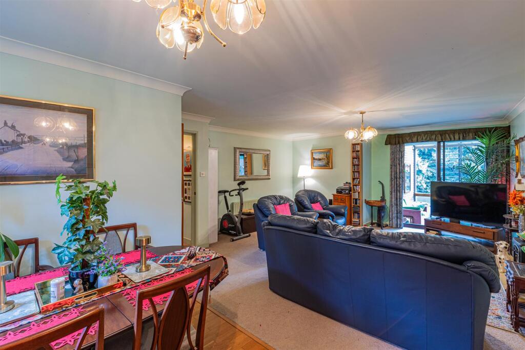 Caswell House 42-15.jpg