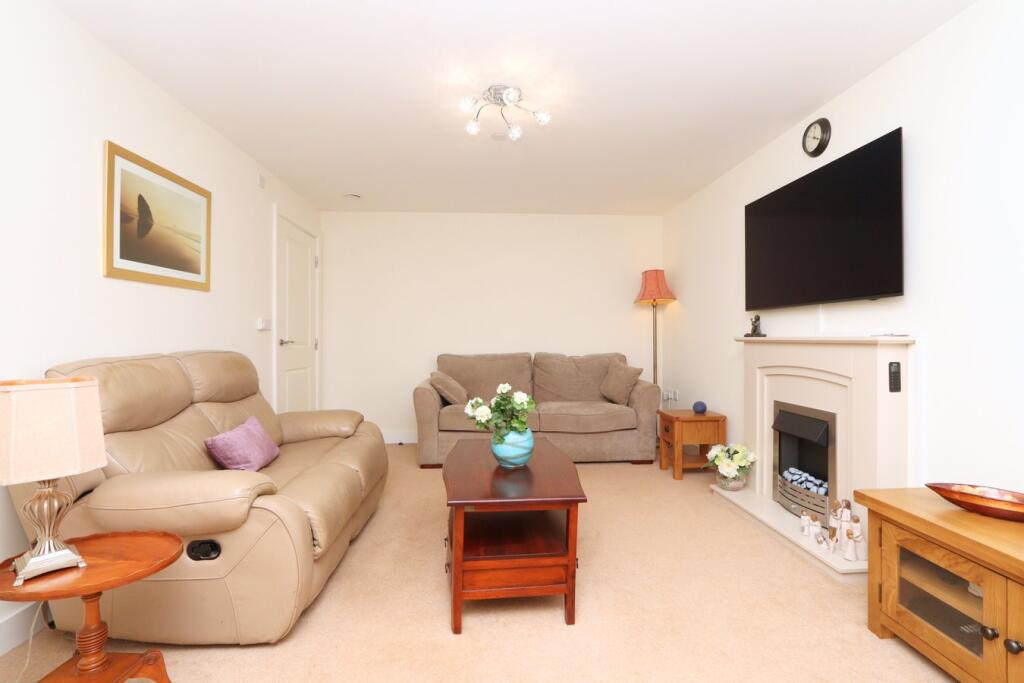 Lime Grove, Cheadle, SK8