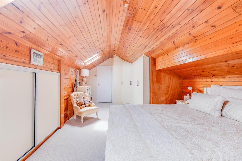 Constables 74 Hooton Road-2-28.jpg