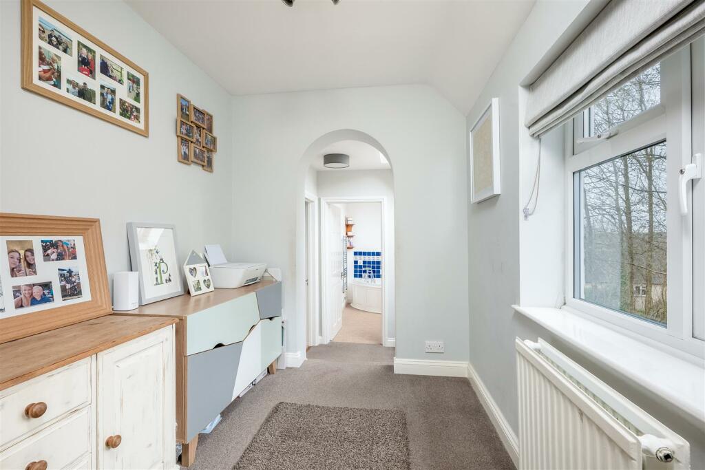 15 Withers Way-11.jpg