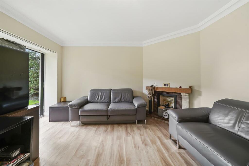 Flat 1, Highlawn Hall - WEPec9h0Ylx4qGlzU5FP.jpg