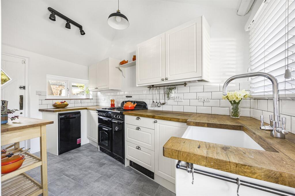 Kitchen/Breakfast Ro