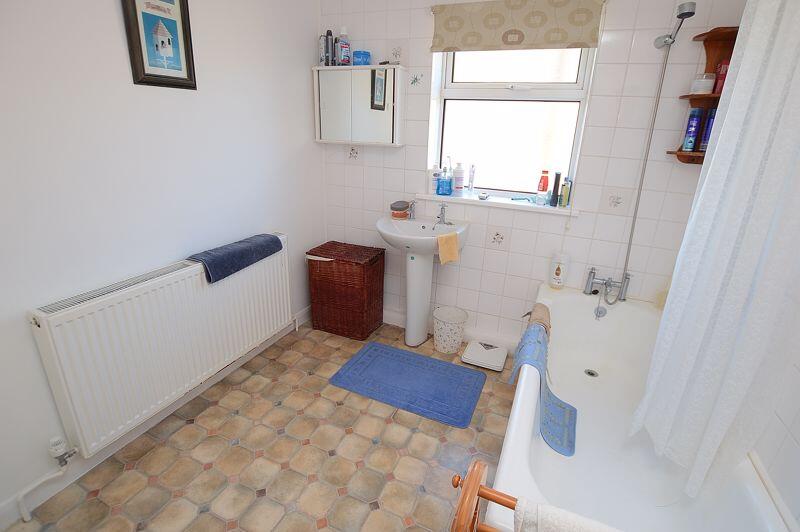 34 Bathroom