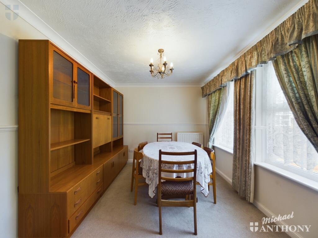 CAM01064G0-PR0419-STILL017