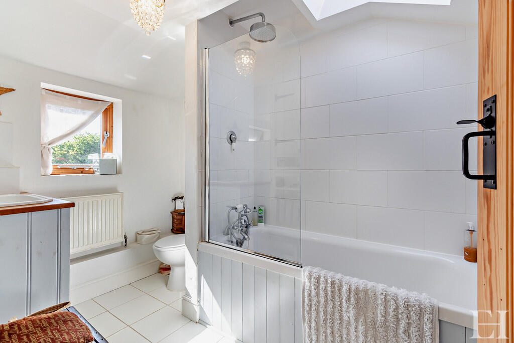 8655309-interiorW...