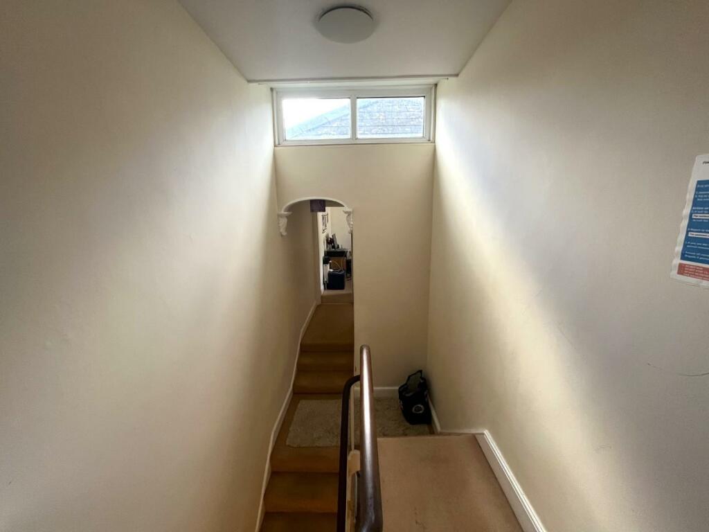 Hallway.jpeg
