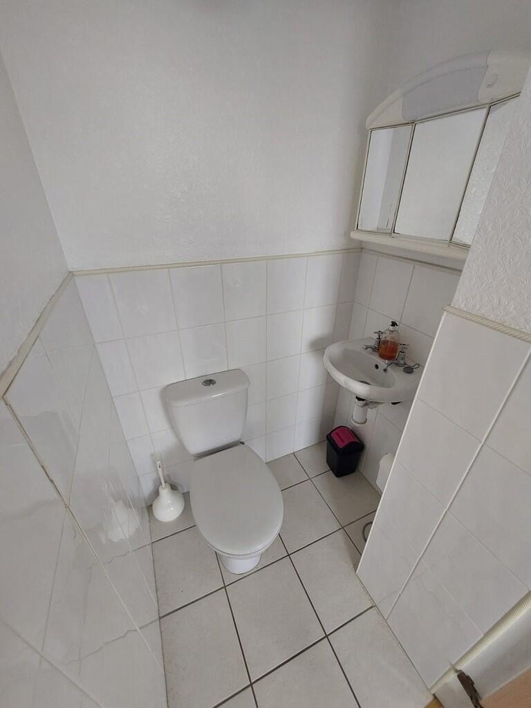 toilet