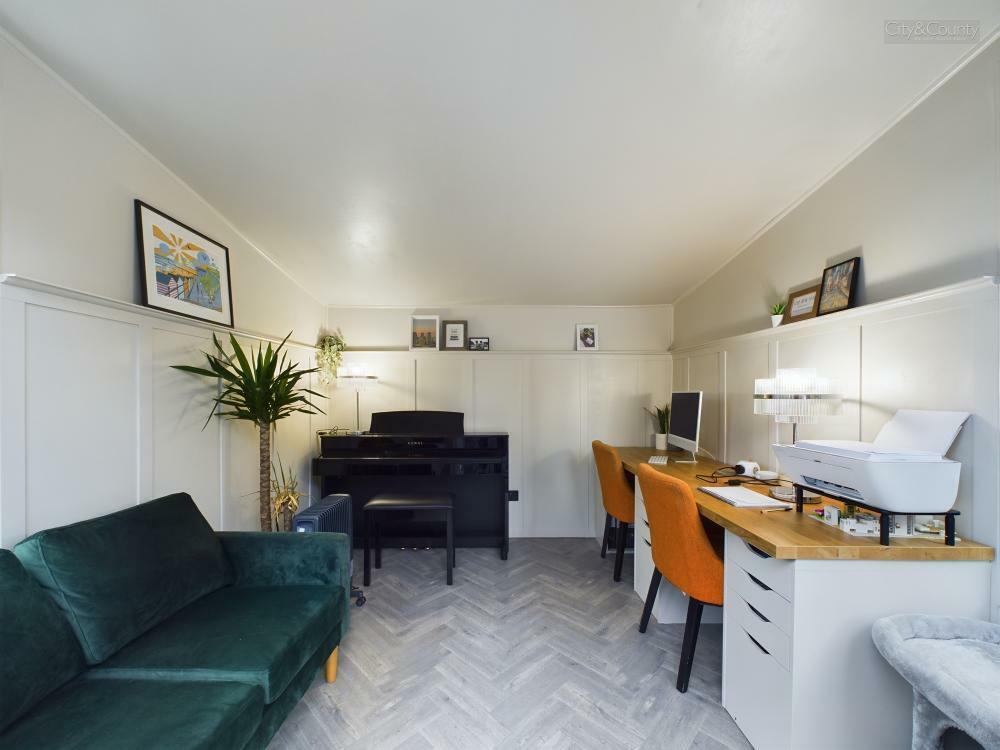 Garden Office
