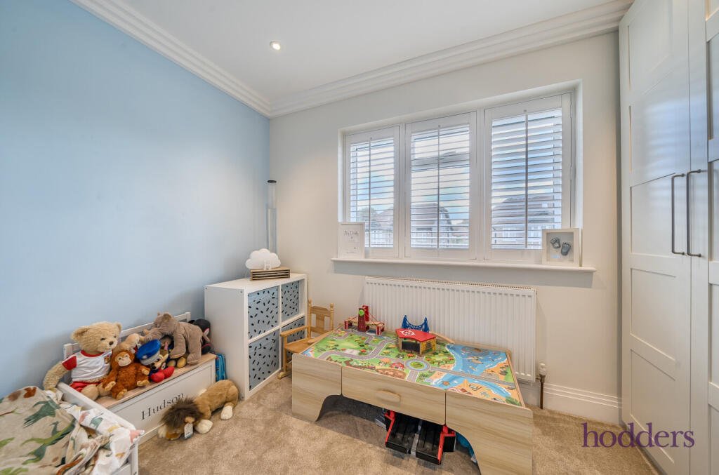 aecb8813-80c5-4c4...