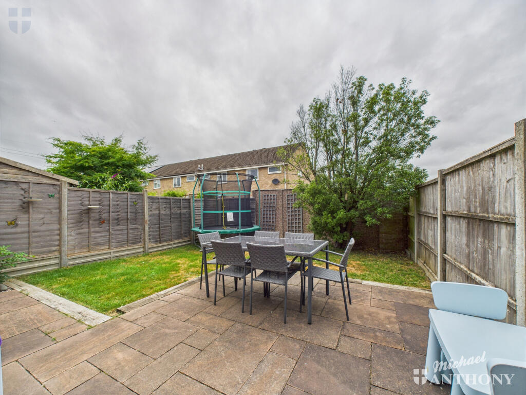 CAM03218G0-PR0703-STILL018