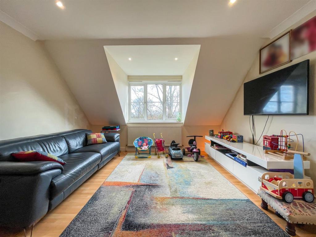 living room 2.jpg