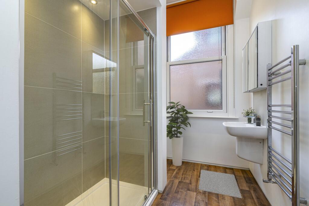 Flat1_8SeelyRoad-Bat