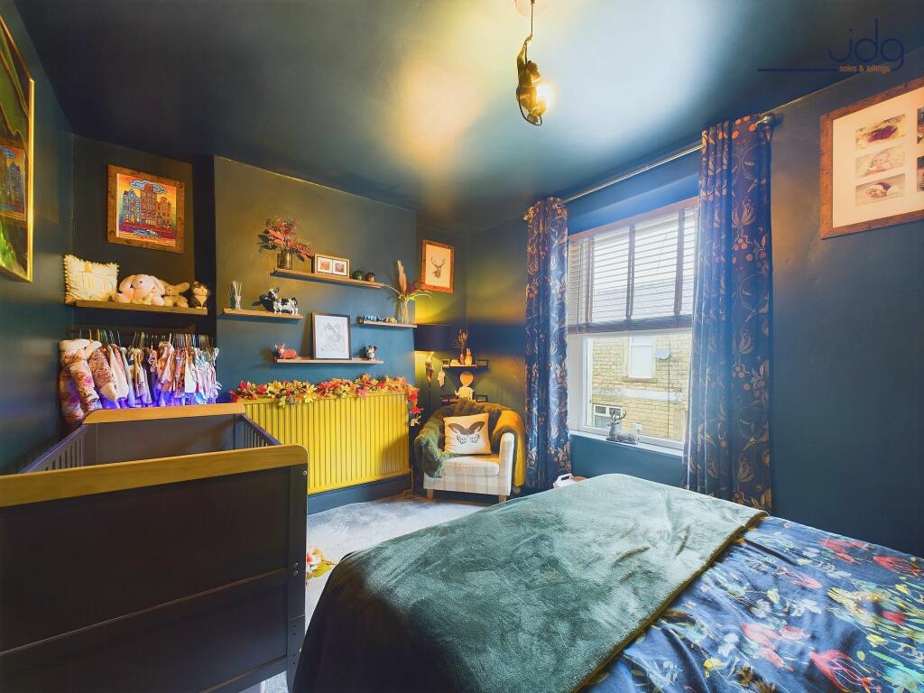 Principal bedroom