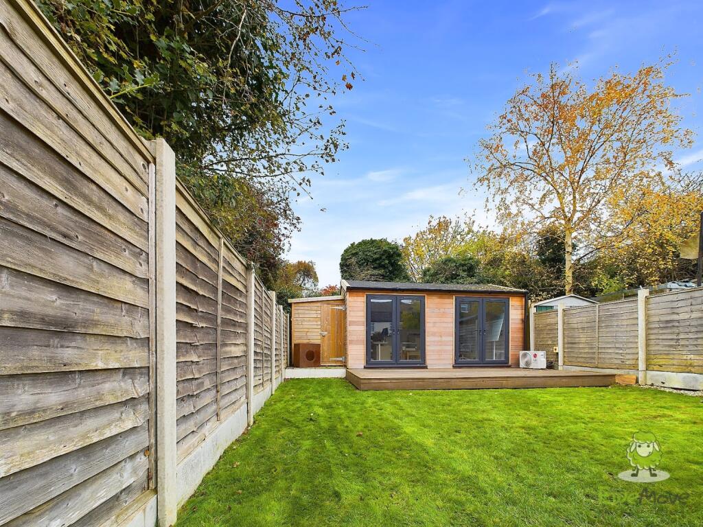 CAM01543G0-PR0103-STILL050