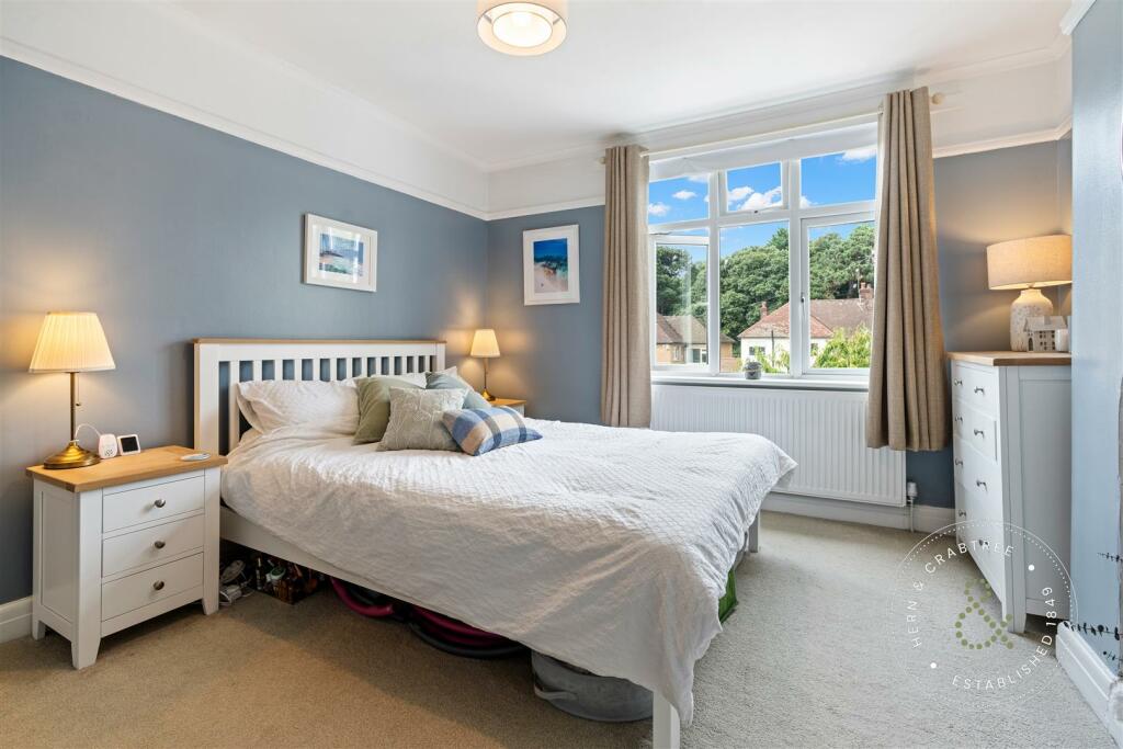 Allensbank Road, Heath, Hern Crabtree (25).jpg