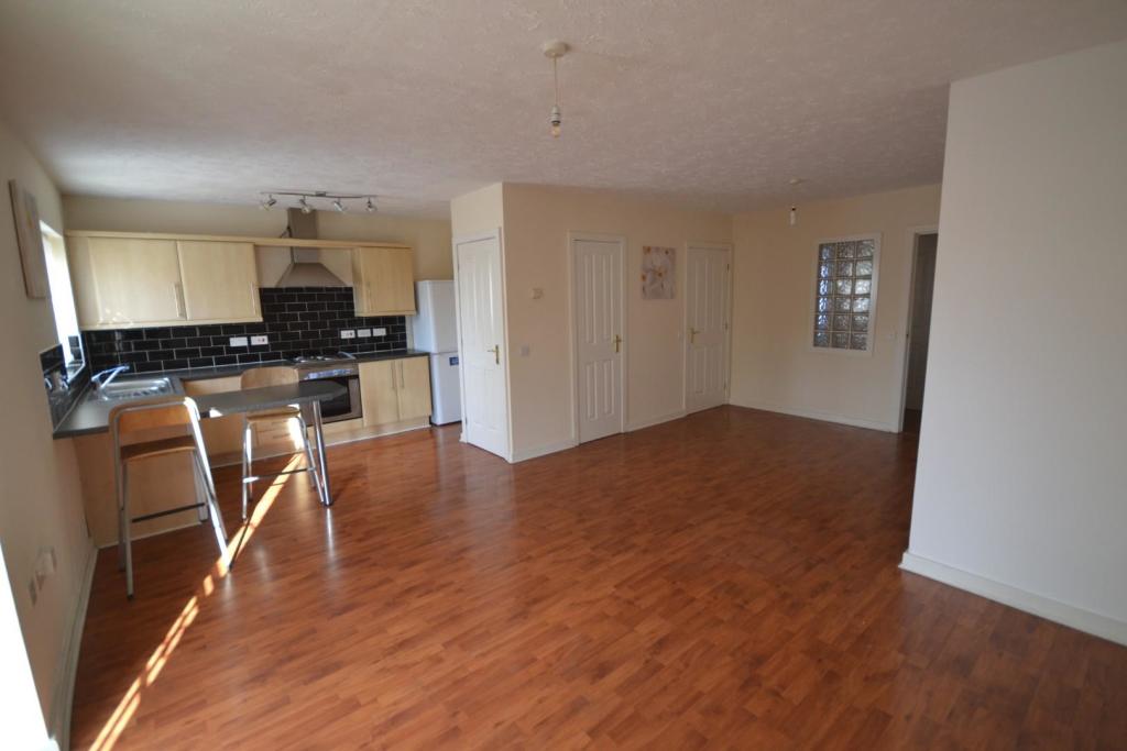 Lounge/Kitchen