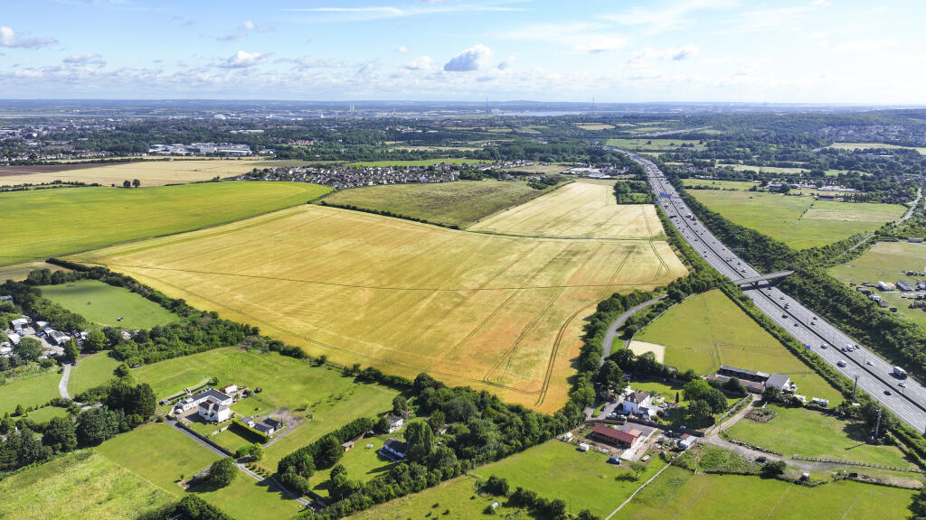 Barn End Farm, Dartford, DA2 7QA (5&amp;6) NB 23