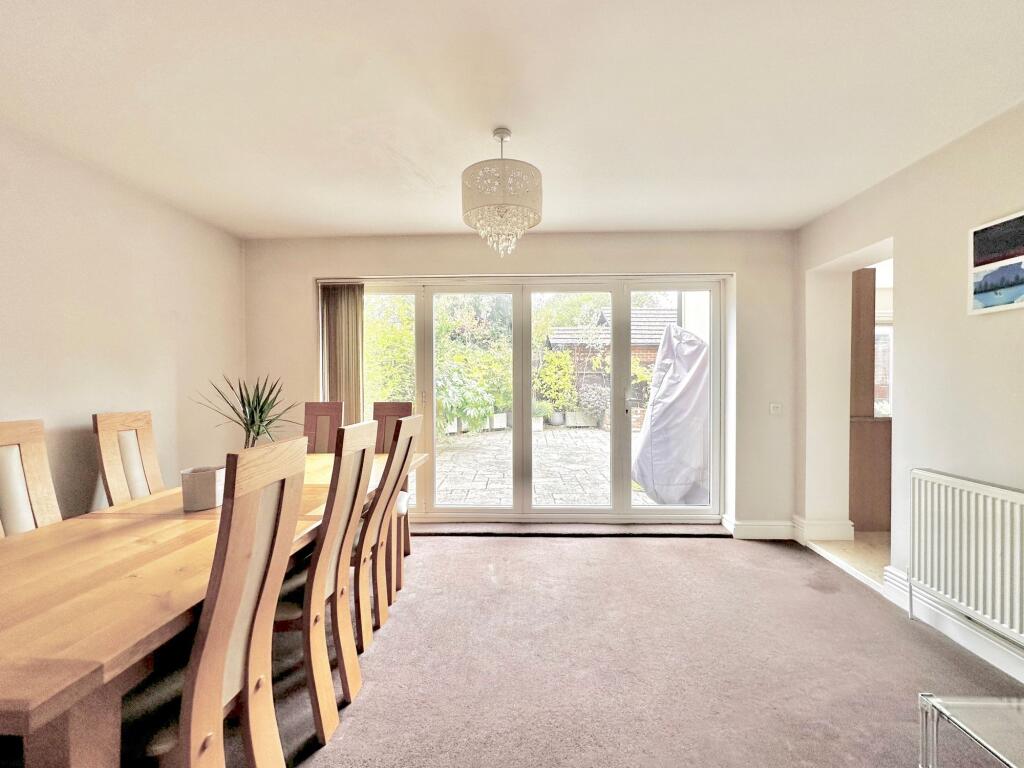 Open-plan Lounge/Diner