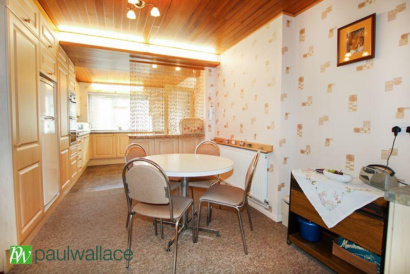 Kitchen / Dining Area