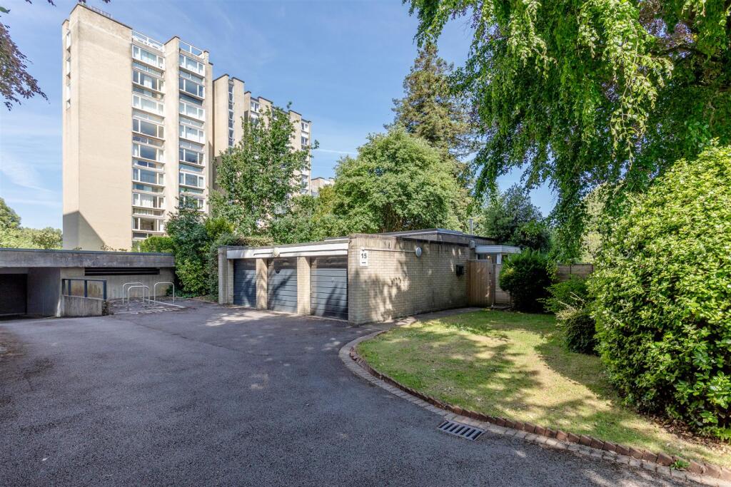 Durdham Park, Redland Garages.jpg