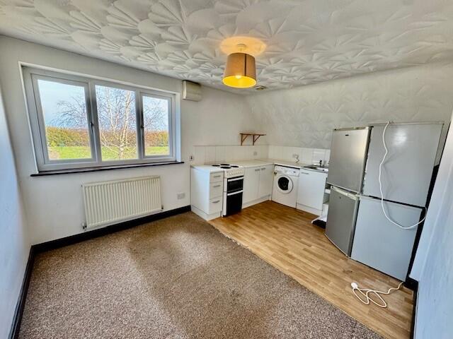 Lounge/Kitchen area