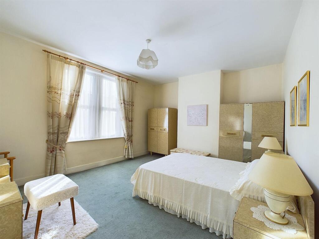 6 - Three Bed Terrace Franklyn Street.jpg