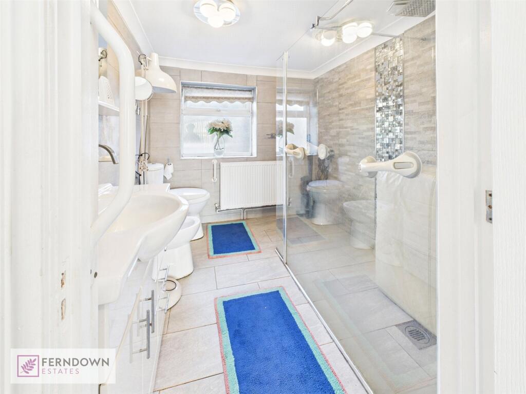 En-Suite One