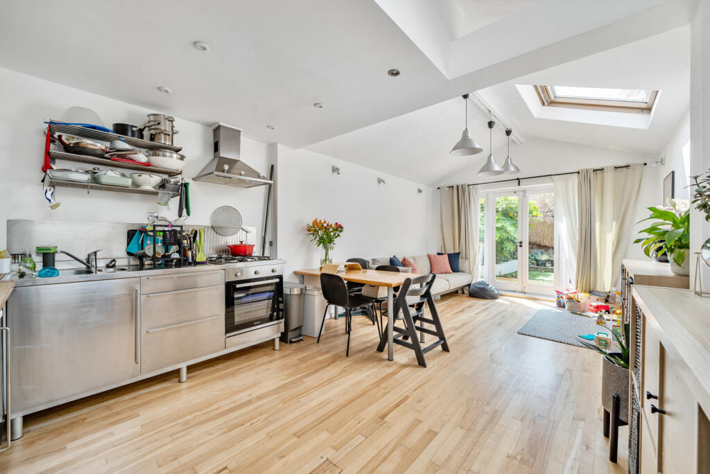 1309357-11-684c07...