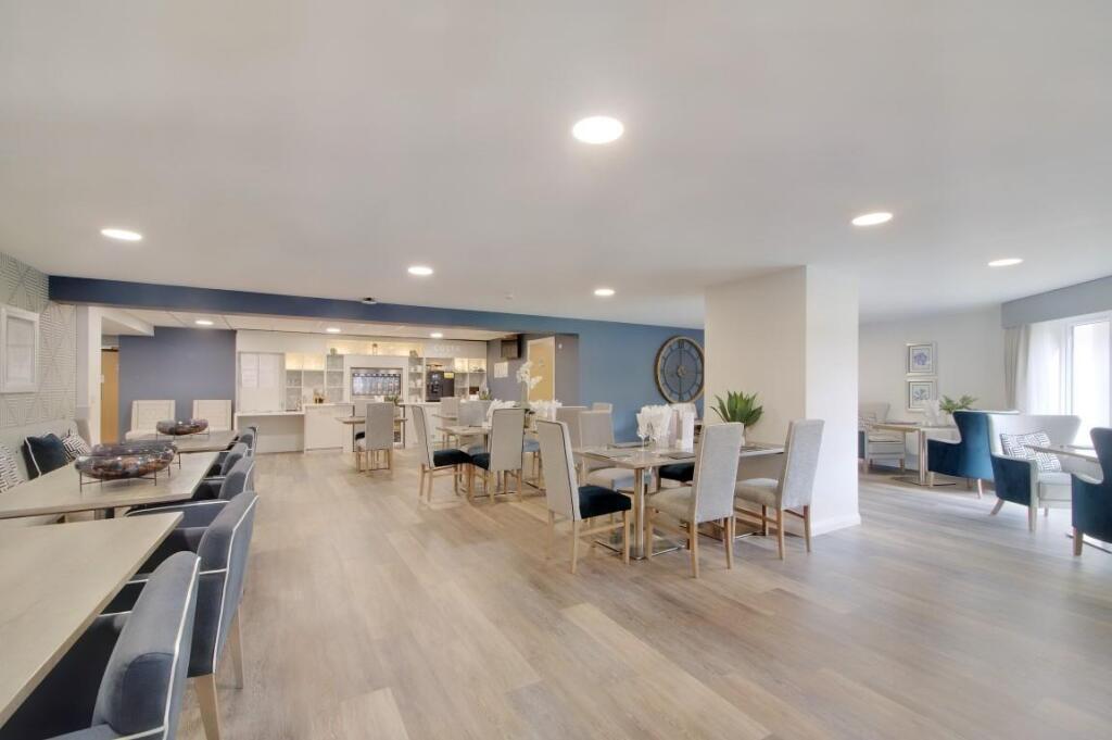 8553725-interior26 (Medium).JPG